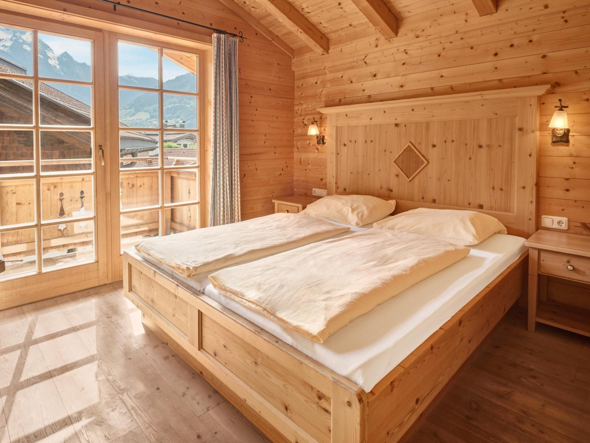 Chalets Huber Майрхофен Экстерьер фото